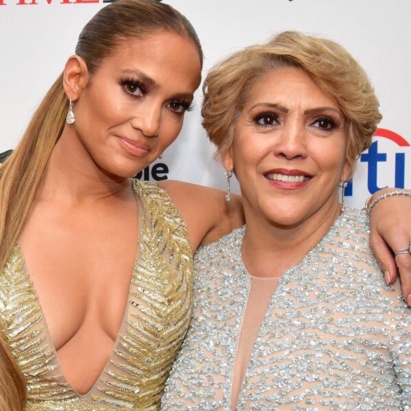 Jennifer Lopez mom